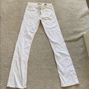 ZARA WHITE FLARE JEANS